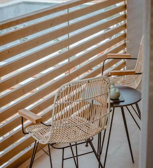 سوییت جونیور, Cook's Club Hersonissos Crete