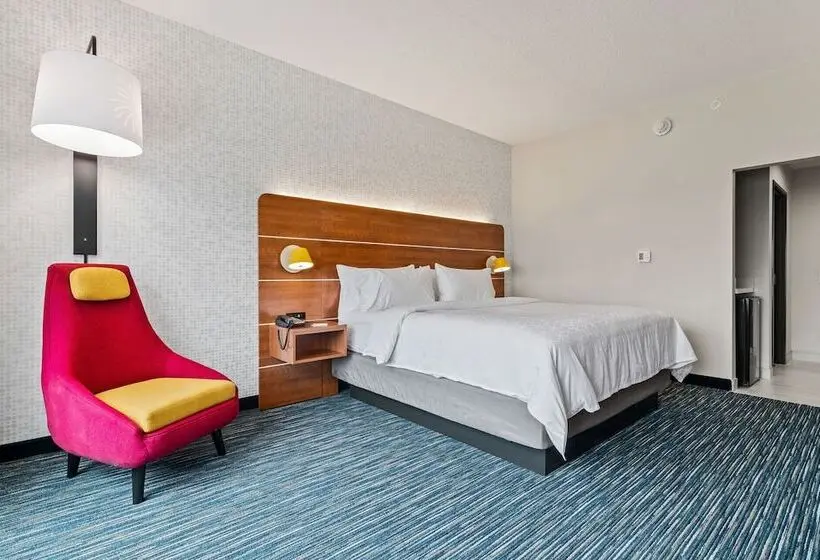 身障者適用スイートルーム, Holiday Inn Express & Suites Orlando  Lake Buena Vista, An Ihg