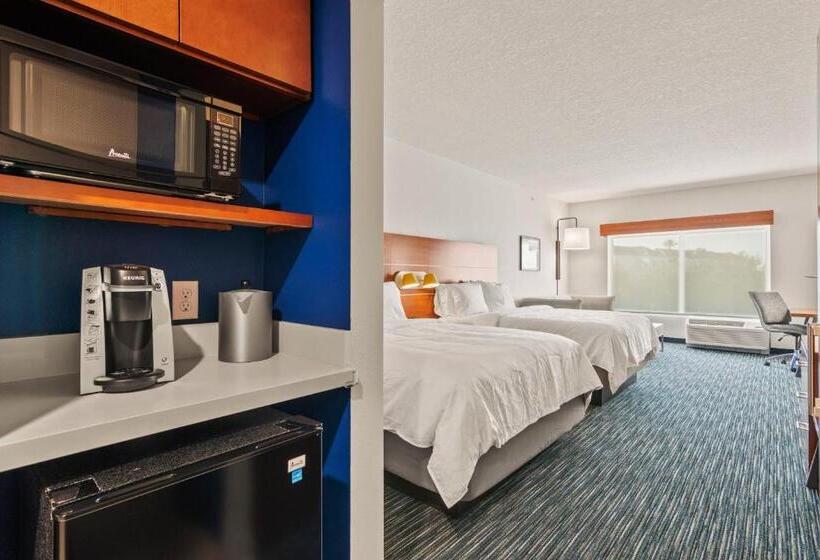 جناح, Holiday Inn Express & Suites Orlando  Lake Buena Vista, An Ihg