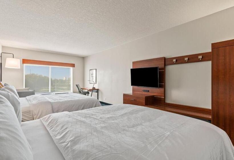 جناح, Holiday Inn Express & Suites Orlando  Lake Buena Vista, An Ihg