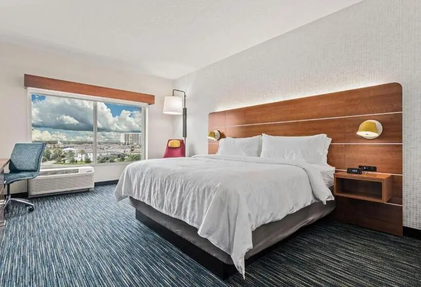 身障者適用キングサイズベッドルーム, Holiday Inn Express & Suites Orlando  Lake Buena Vista, An Ihg