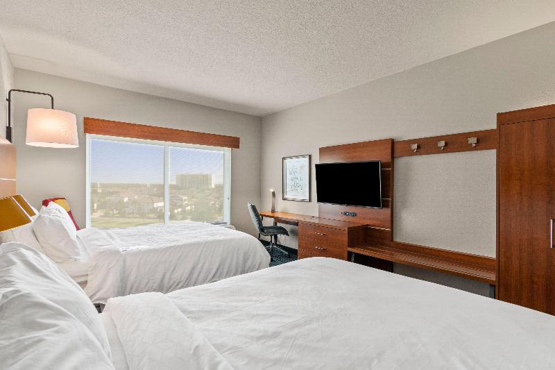 Люкс, Holiday Inn Express & Suites Orlando  Lake Buena Vista, An Ihg