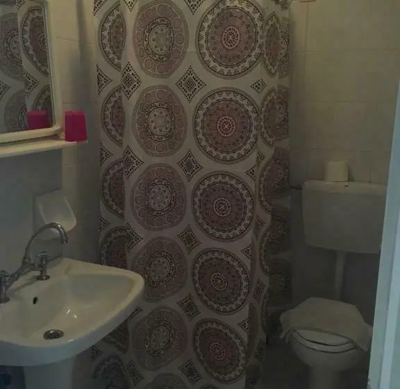 Appartement 1 Chambre, Litsa Efi