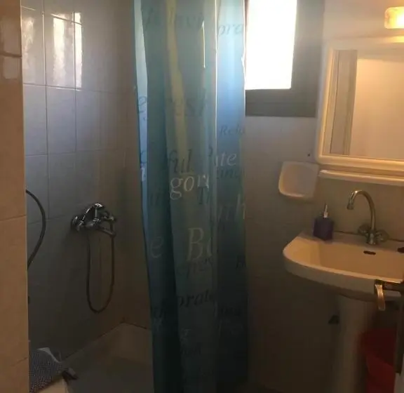 Standard Quadruple Room Sea View