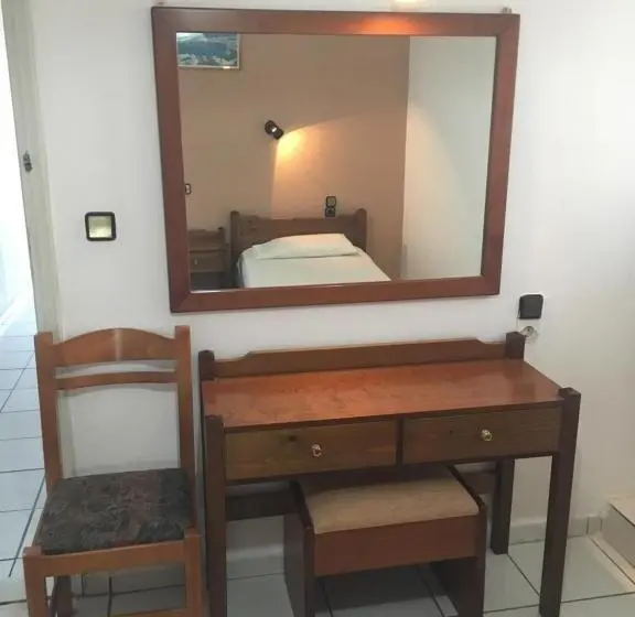 Chambre Standard Quadruple Vue Mer, Litsa Efi