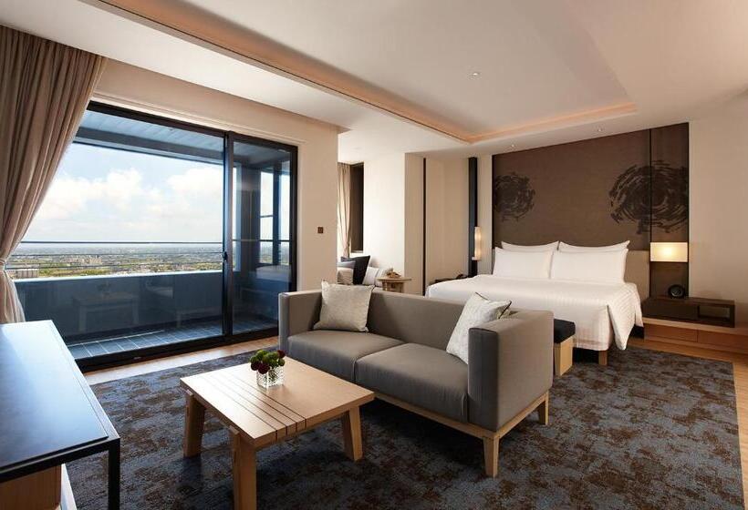 سوئیت پرزیدنت, Mu Jiao Xi