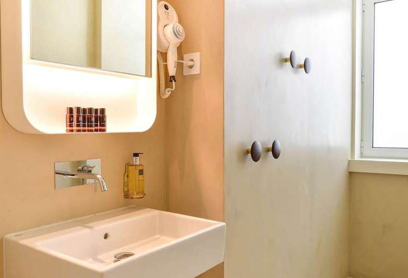 اتاق استاندارد با چشم‌انداز شهر, My Story Hotel Augusta