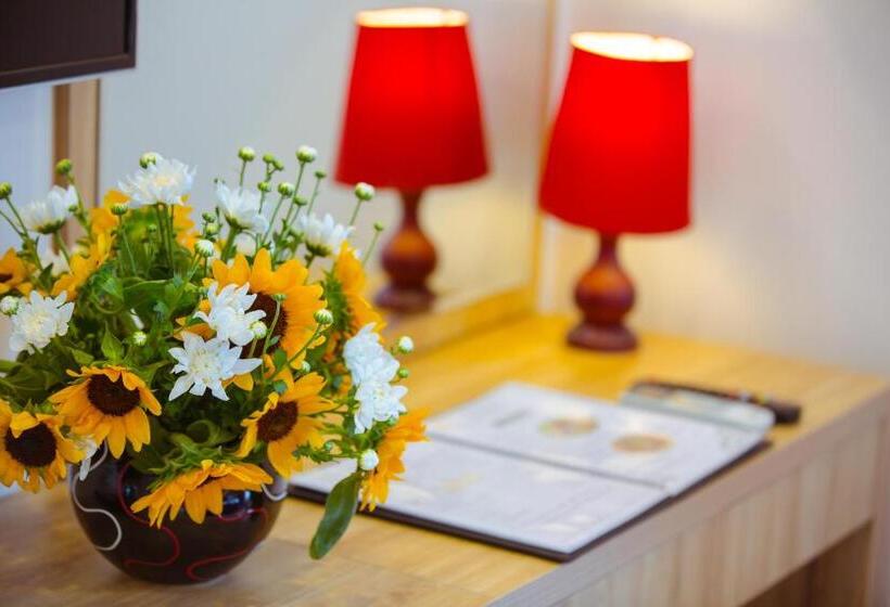 חדר סטנדרט, Royal Hotel Ha Noi