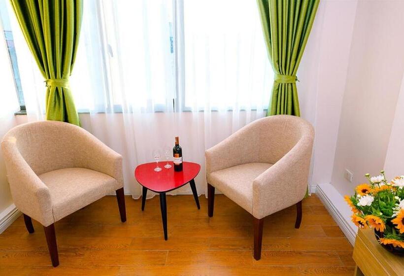 חדר דלוקס, Royal Hotel Ha Noi