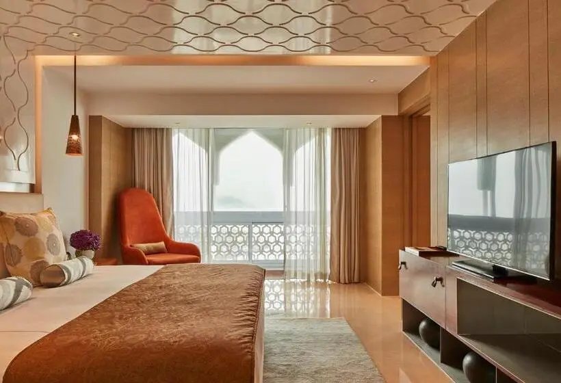 オーシャンビュースイート, The Taj Mahal Tower Mumbai