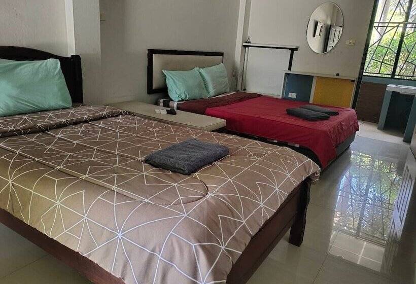 Номер Стандарт Трехместный, Rayonghouse Resort