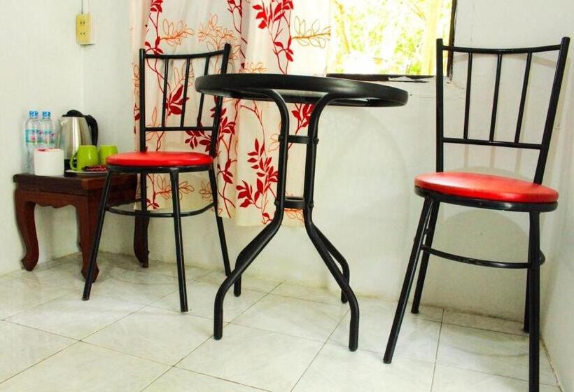 Quarto standard vista mar, Sangthain Hills