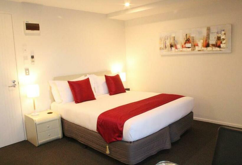 חדר סטודיו סטנדרד, Bealey Plaza Motel