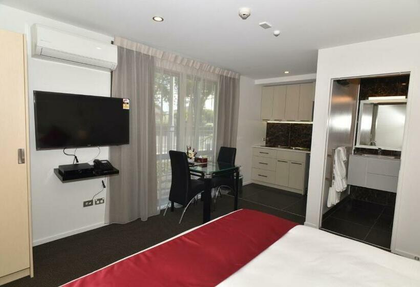 חדר סטודיו סטנדרד, Bealey Plaza Motel