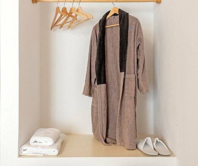 Номер Стандарт Вид на Город, Costa Azzurra