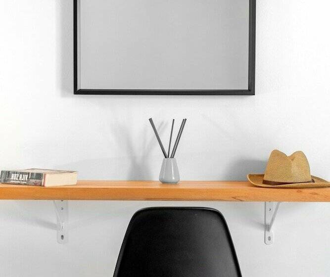 Номер Стандарт Вид на Город, Costa Azzurra