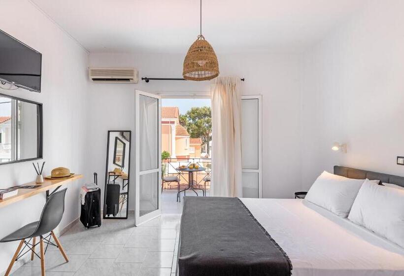 Номер Стандарт Боковой Вид на Море, Costa Azzurra