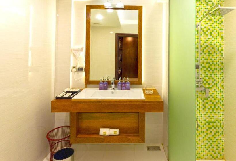 اتاق لوکس یک تخته, Plumeria Maldives