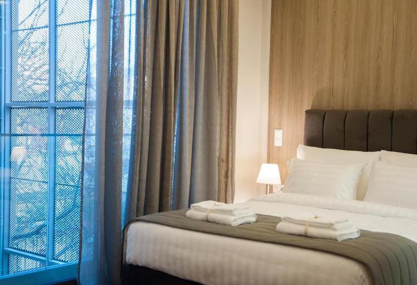 스탠다드 발코니 룸, Athens Platinum Rooms And Suites