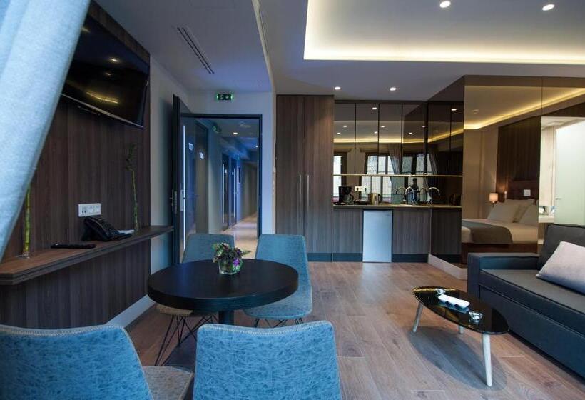 발코니 디럭스 룸, Athens Platinum Rooms And Suites