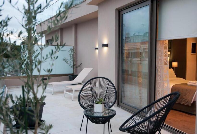 자쿠지 스위트, Athens Platinum Rooms And Suites