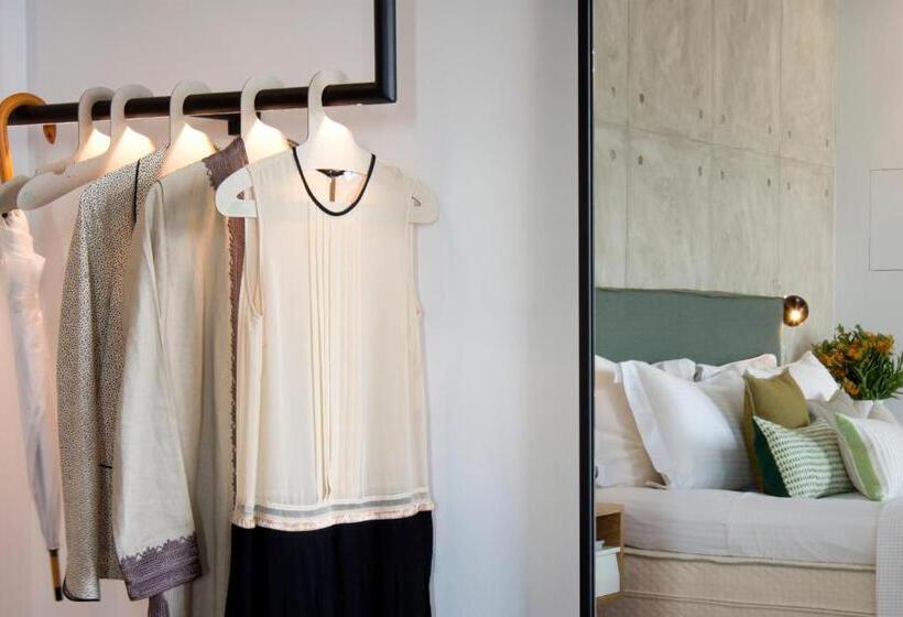 جناح, Cocomat Athens Jumelle