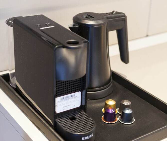 اتاق لوکس, Kivir