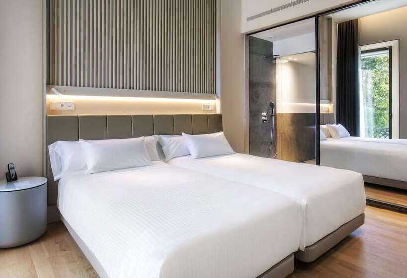 اتاق پرمیوم, Kivir