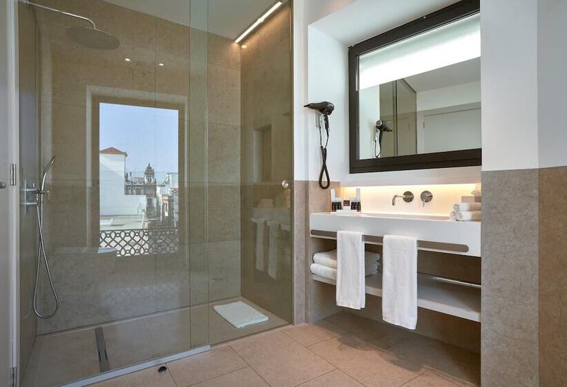 سوییت جونیور, Kivir