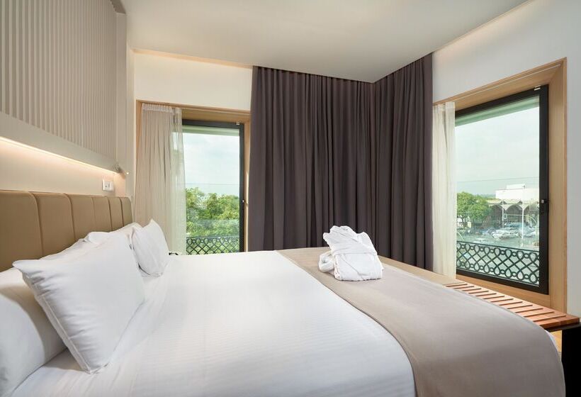 سوییت جونیور, Kivir