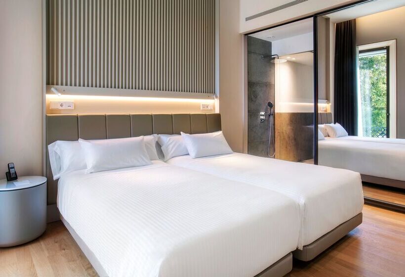 اتاق پرمیوم, Kivir