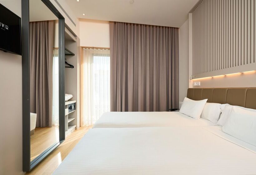 اتاق لوکس, Kivir