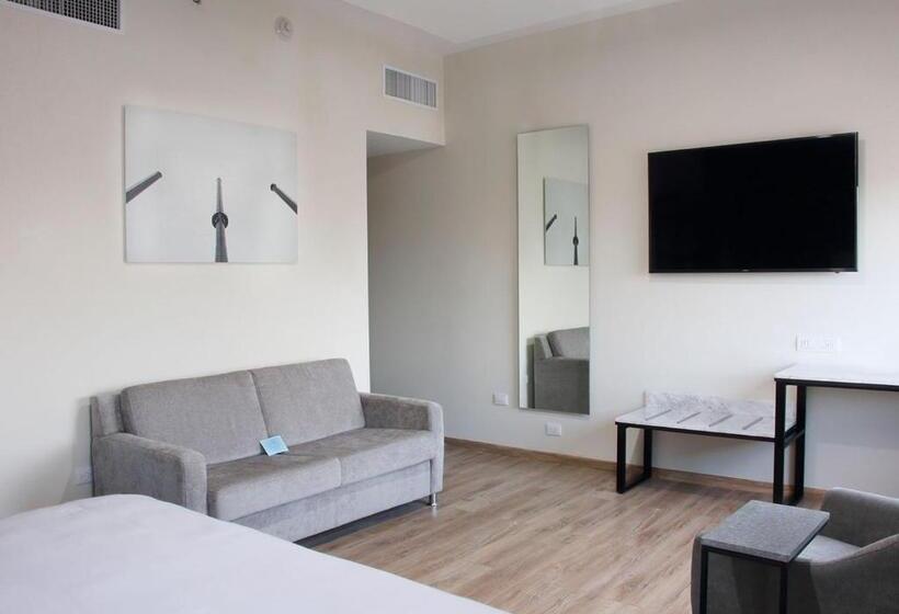 جناح بريميوم, Radisson Hotel Monterrey San Jeronimo