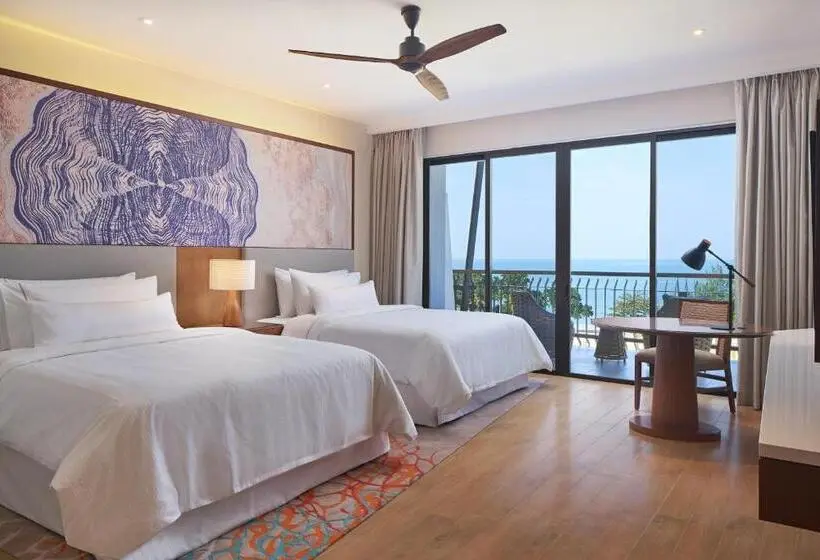 クイーンサイズベッドのスタンダードルーム, The Westin Desaru Coast Resort