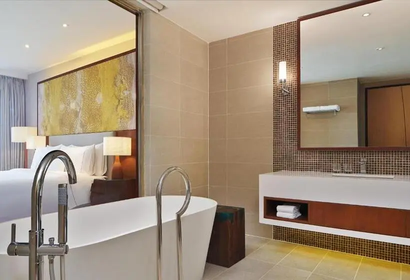 キングサイズベッドのスタンダードルーム, The Westin Desaru Coast Resort