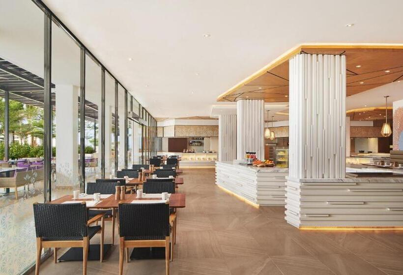 Номер Стандартный Кровать Куин, The Westin Desaru Coast Resort