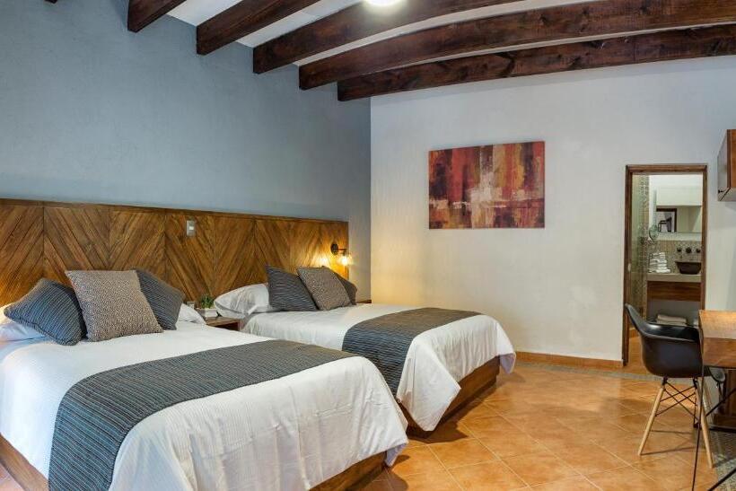 Номер Стандарт 2 Двуспальные Кровати, Morazul Hotel Boutique