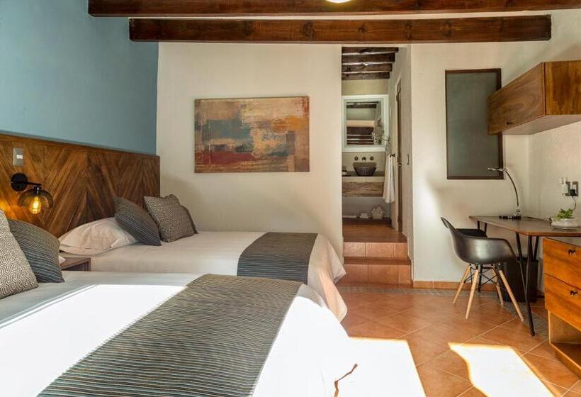 Номер Стандарт 2 Двуспальные Кровати, Morazul Hotel Boutique