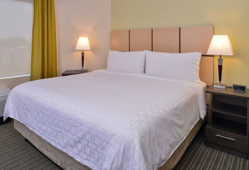 Студия Стандарт, Candlewood Suites   Austin Airport, An Ihg