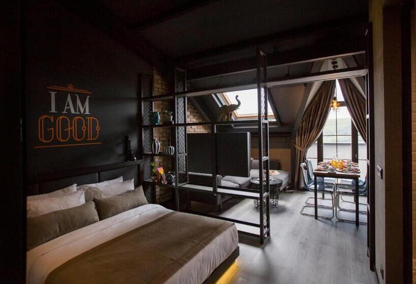 ペントハウスルーム, Cityloft 161