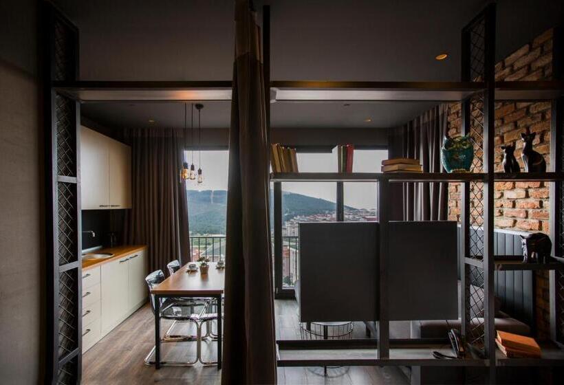 スイート, Cityloft 161