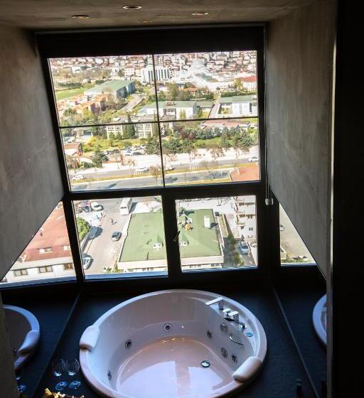 ハイドロマッサージバス付きスイート, Cityloft 161