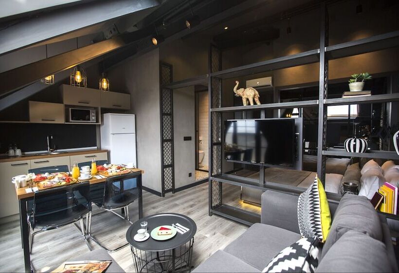 ペントハウスルーム, Cityloft 161