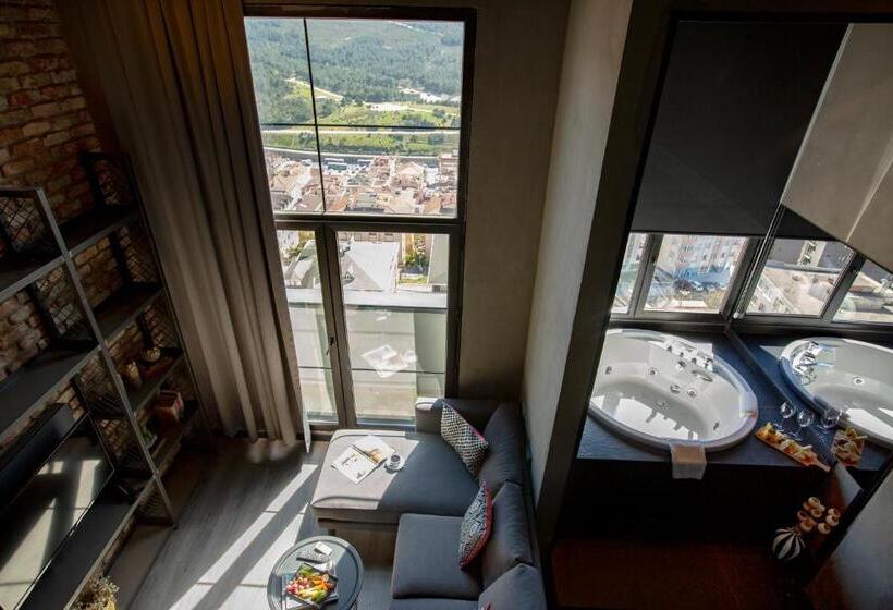 ハイドロマッサージバス付きスイート, Cityloft 161