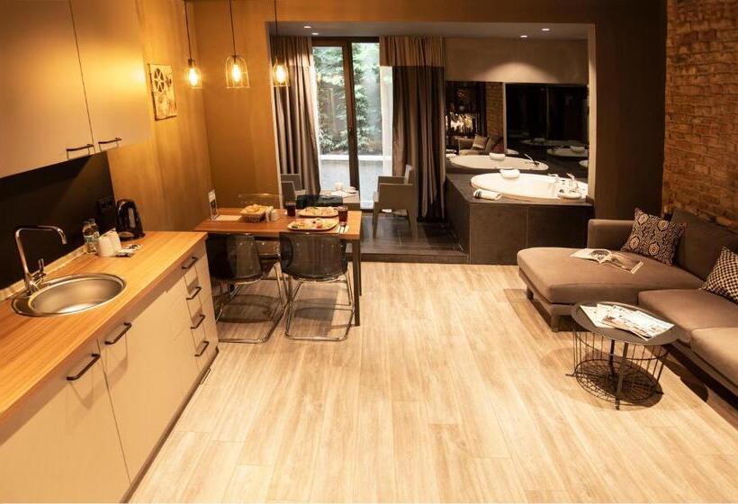 ハイドロマッサージバス付きスイート, Cityloft 161