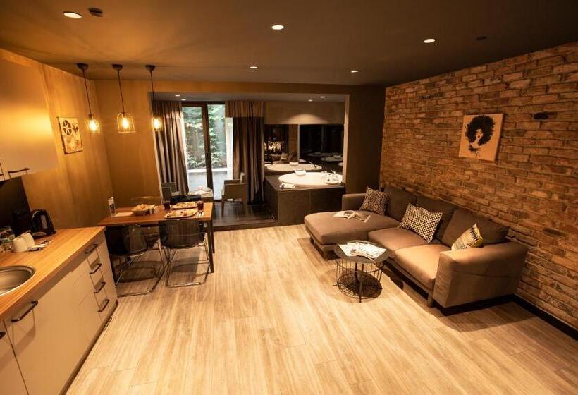 ハイドロマッサージバス付きスイート, Cityloft 161