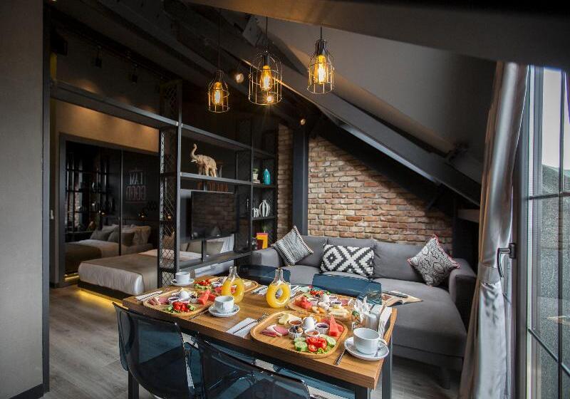 ペントハウスルーム, Cityloft 161