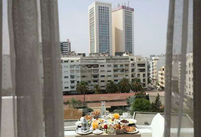 اتاق لوکس, Mid Town Hotel Casablanca