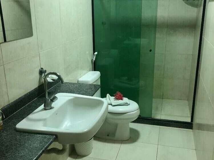 Трехместный Номер Стандарт с Балконом, Pousada Das Bromelias