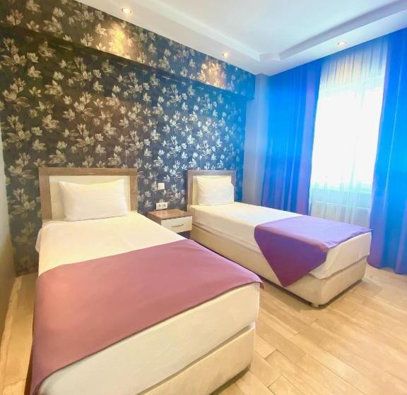 スタンダードルーム, Udi